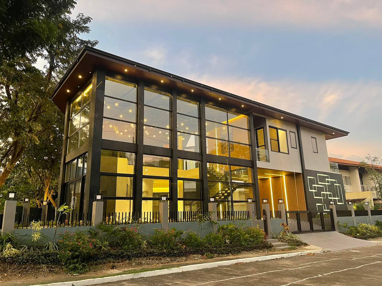 The Tierra Nueva Village Residence