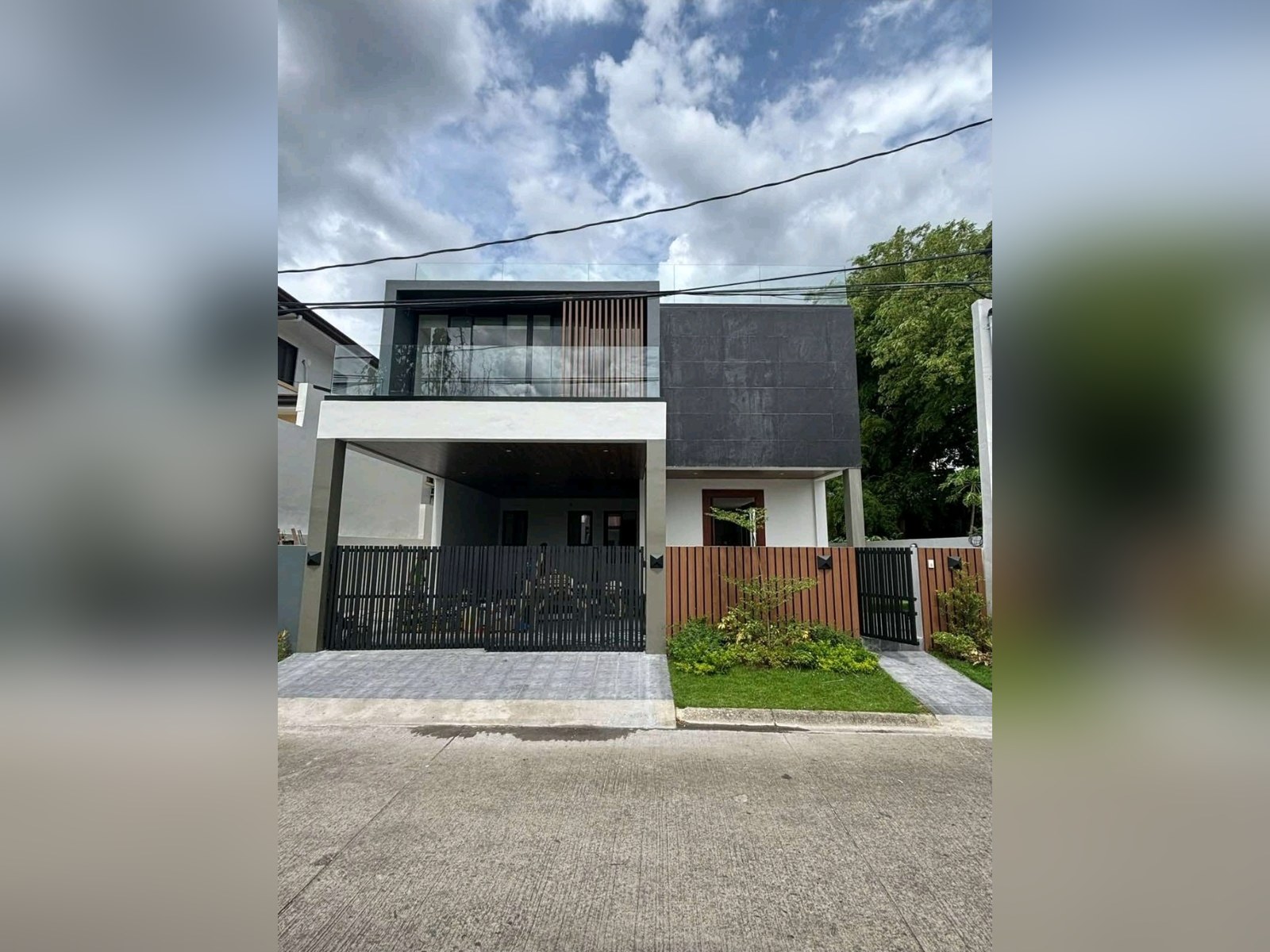 The BF Homes Roof Deck Residence