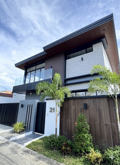 Brand-new modern facade with wood accents in Sinagtala Village, BF Parañaque