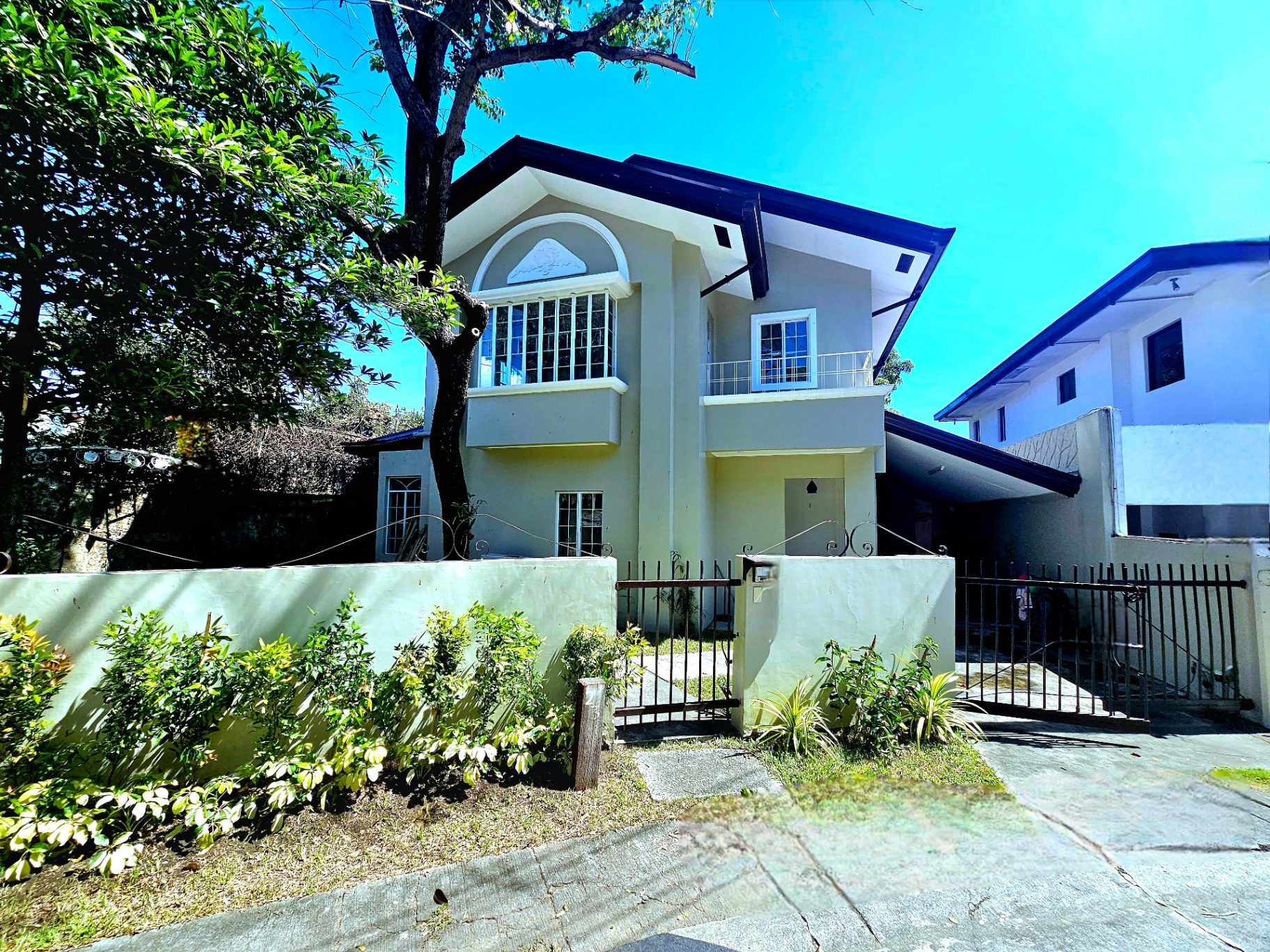 The Ayala Alabang Charming Residence