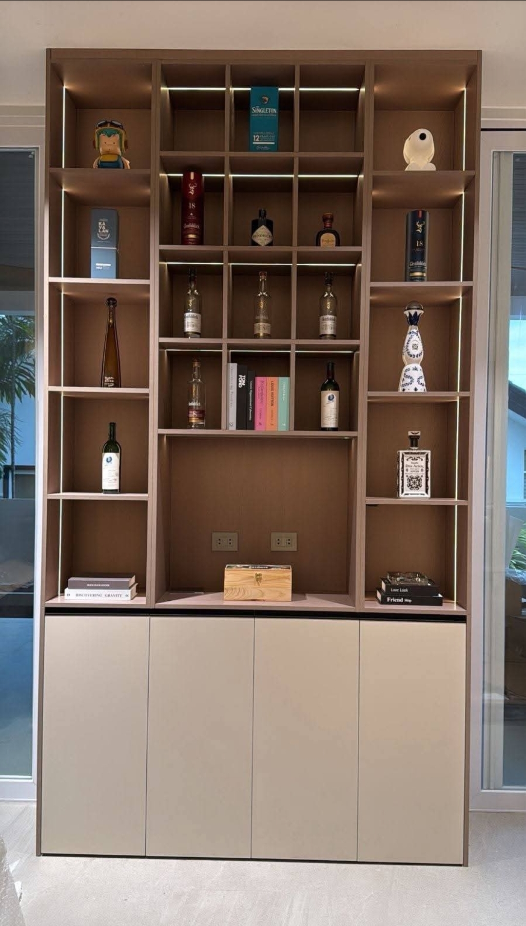 Custom illuminated bar and display shelving