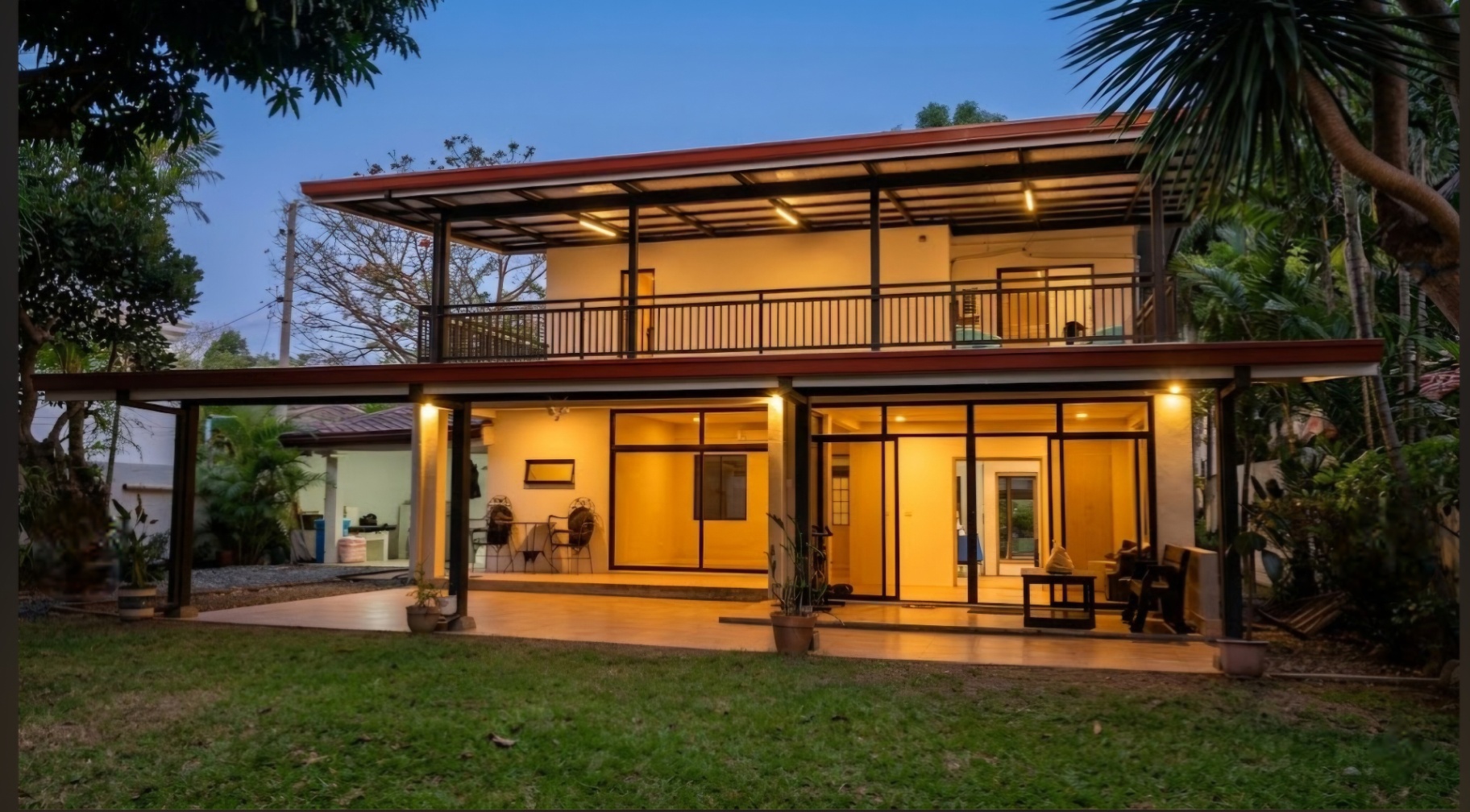 The Hillsborough Lanai Residence